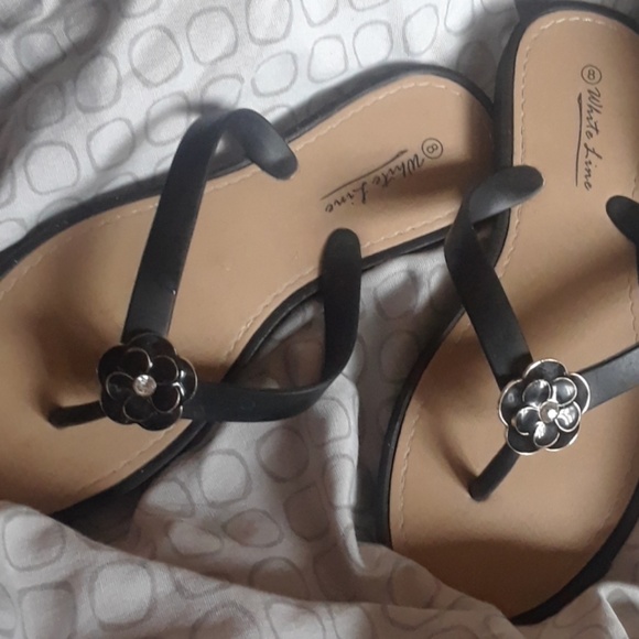 White Line sandals - Picture 2 of 6